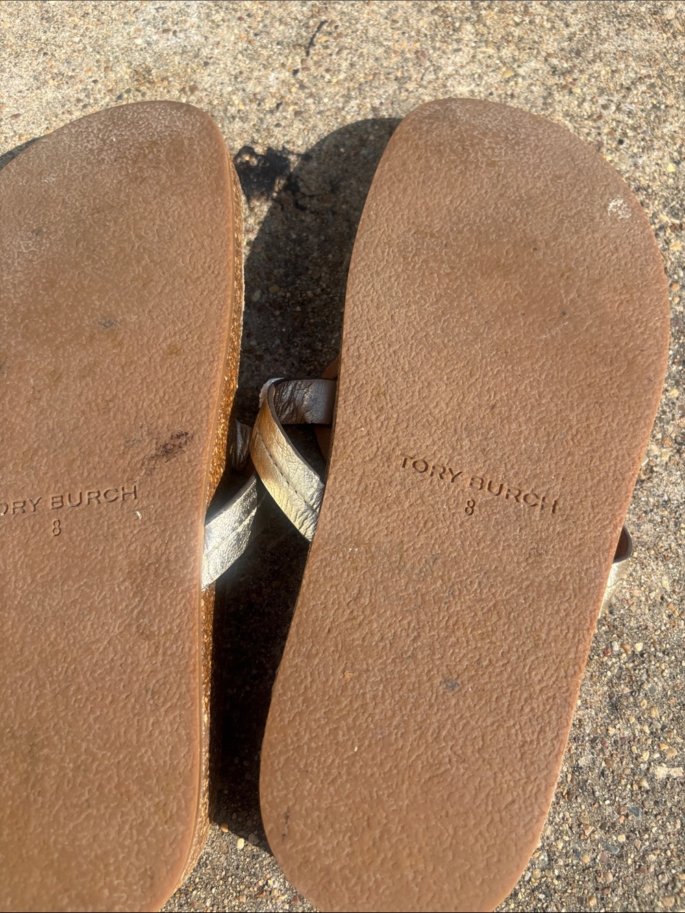 Tory Burch BrownLeather Thong Sandals with Metallic Logo Medallions size 8 - Picture 6 of 9